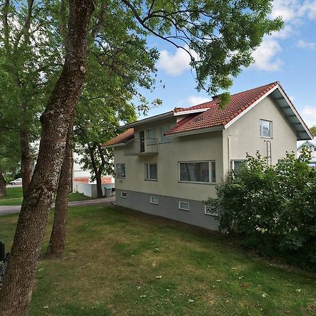 Majoitushuoneisto Tuomipuisto Διαμέρισμα Naantali Εξωτερικό φωτογραφία